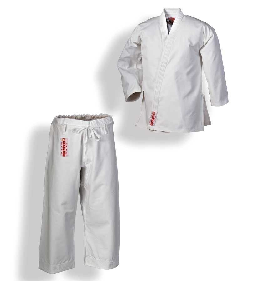 Karatepak "Master" wit 12 oz.