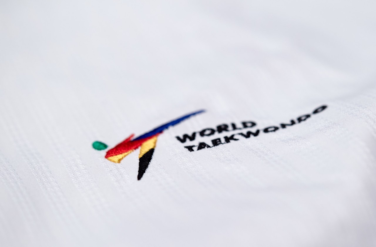 Taekwondopak adidas Poomsae Senior man ADITPAM01