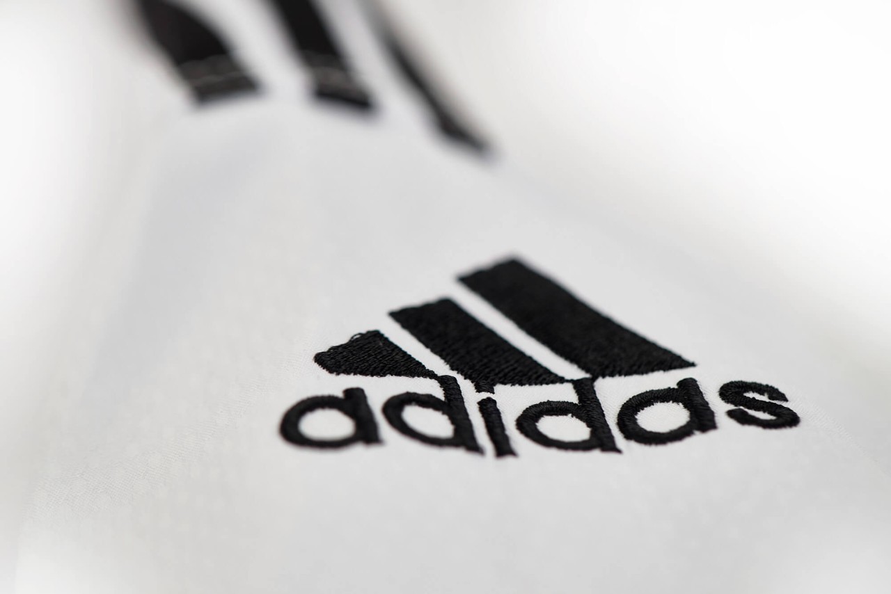 adidas Taekwondopak, adi Fighter Eco met Strepen, zwarte Revers