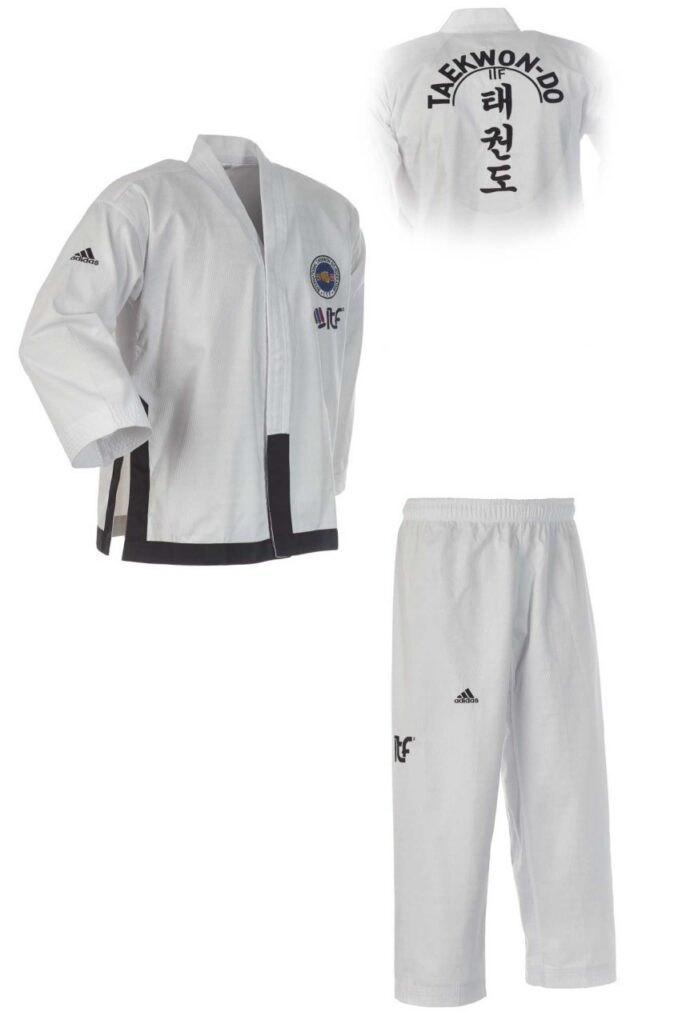 Taekwondopak adidas ITF Black Belt Champion ADITITF02