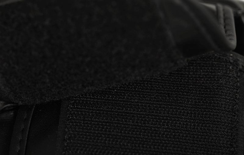 adidas hoofdbescherming voor kinderen - Rookie zwart ADIBH01
