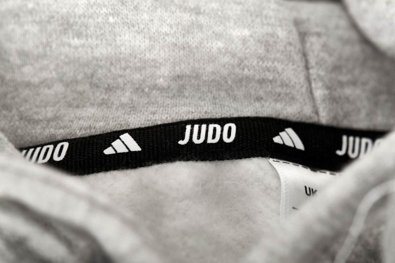 Adidas Community Graphic Hoody Judo zwart, adiCLHD24-JU