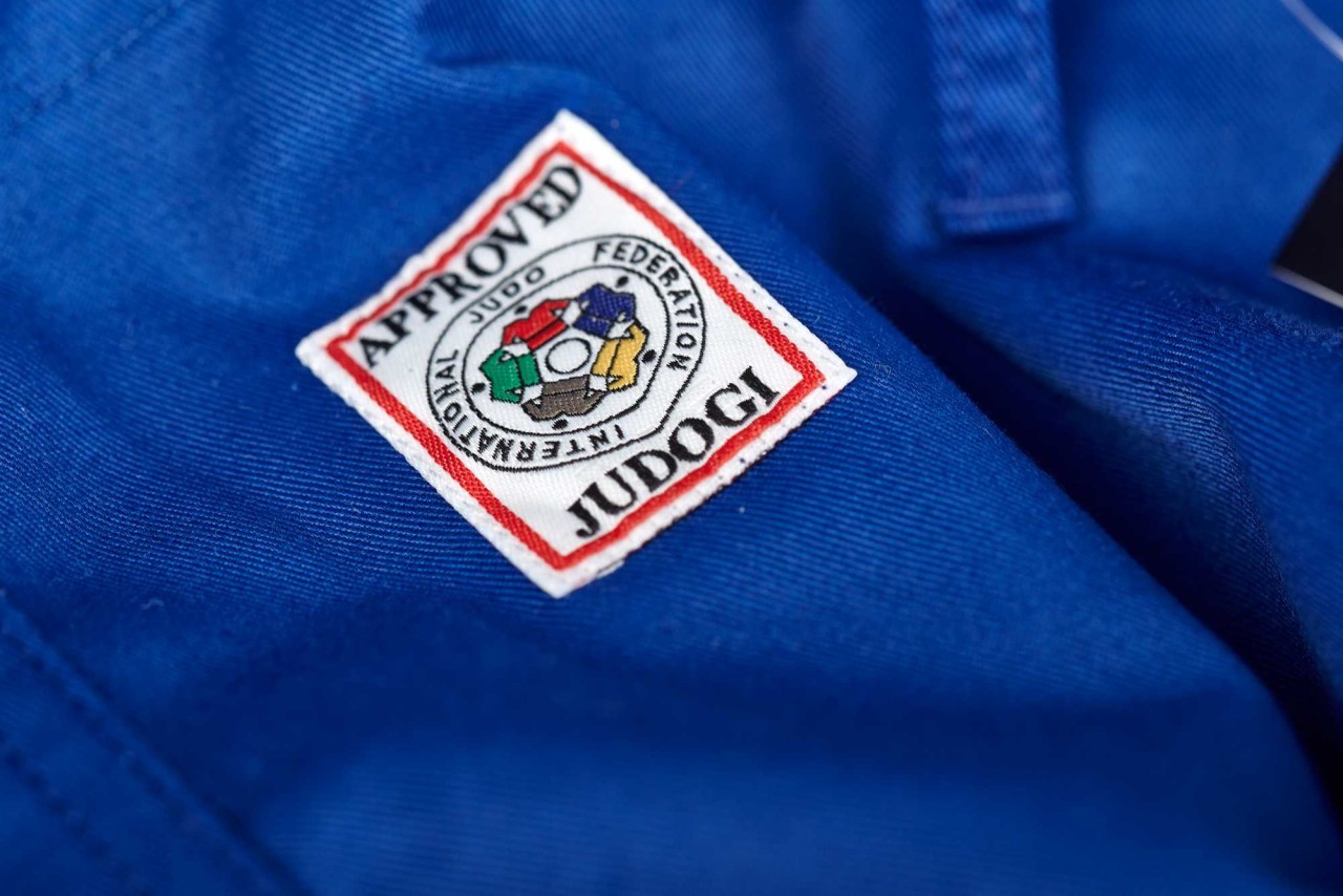 adidas judopak CHAMPION III IJF - Model 1 JIJFB blauw/witte strepen
